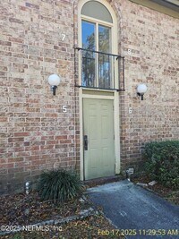 Building Photo - Nice 3/2 Condo
