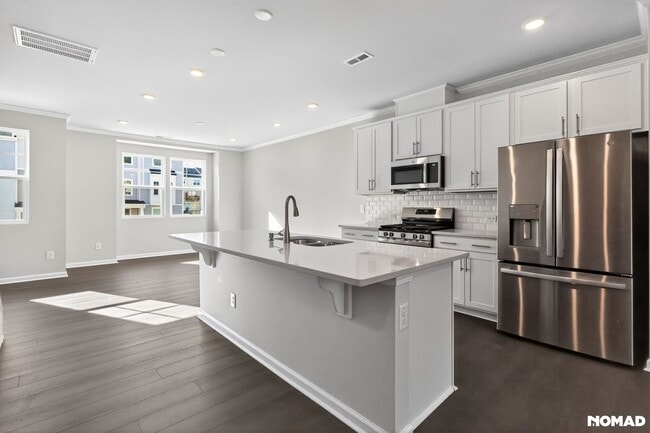 Building Photo - 516 Light Oak Wy