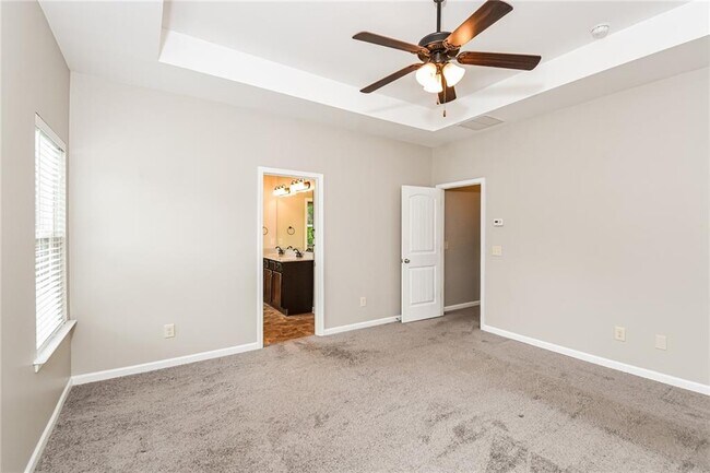 Building Photo - 109 Cessna Dr
