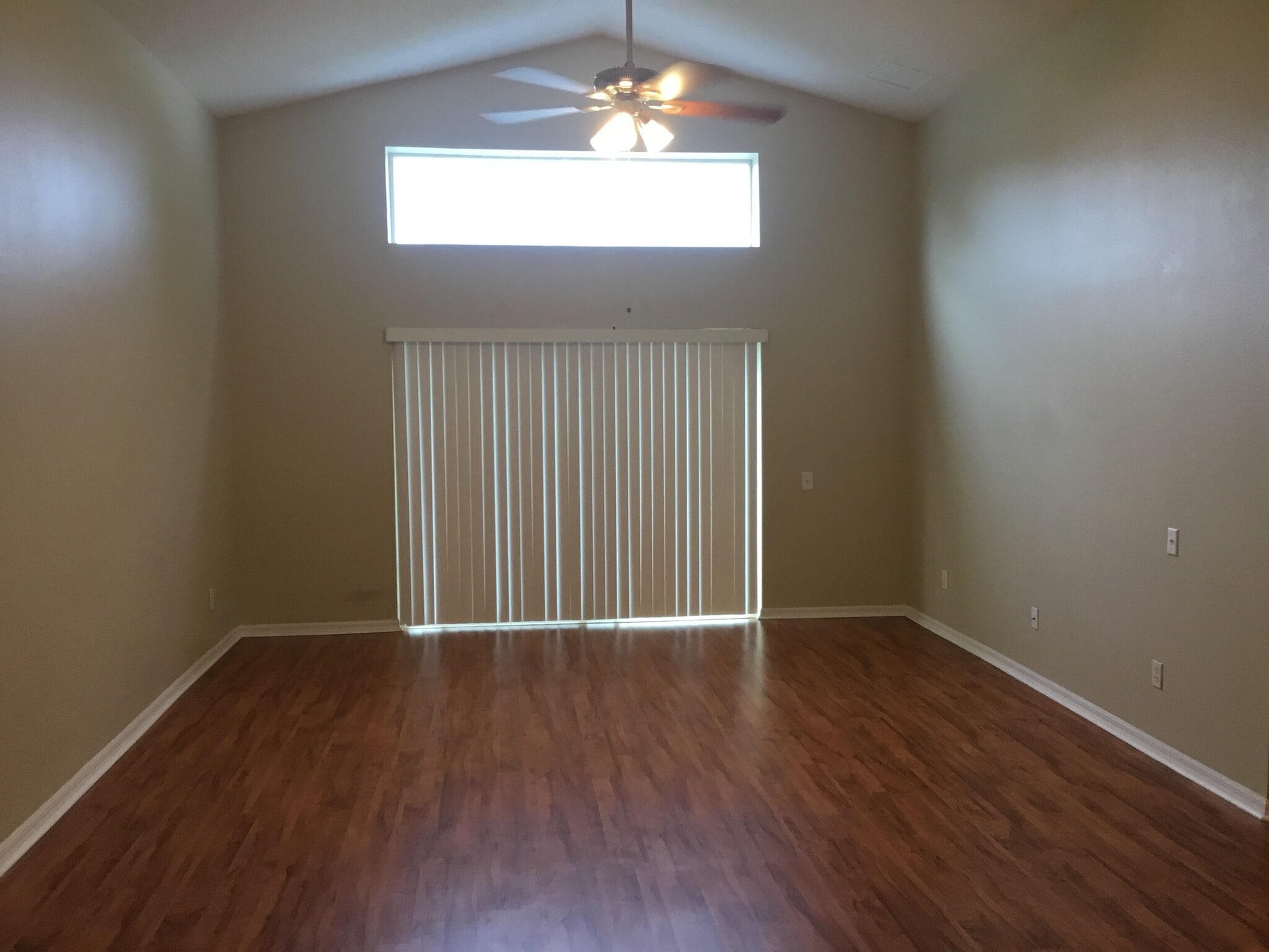 Building Photo - 10625 Cami Ct