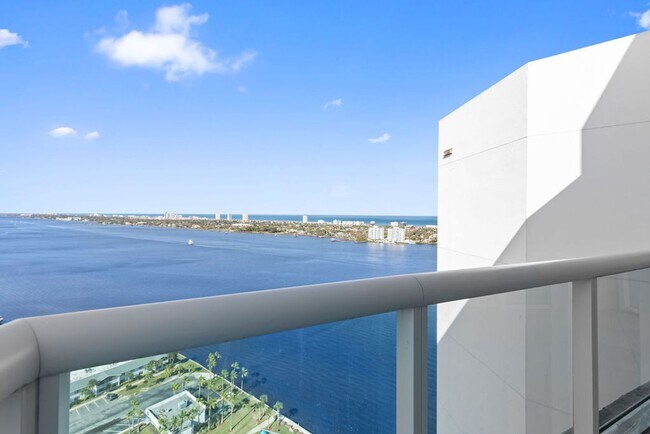 Building Photo - 3/3 Marina Grande on the Halifax Penthouse