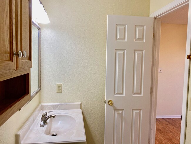 Building Photo - COMING SOON! Wonderful 3 Bedroom 2 Bathroo...