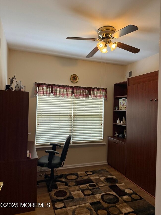 Building Photo - 48 Saxony Cir