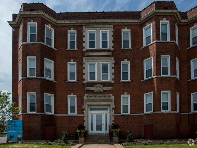 Building Photo - Vandy House
