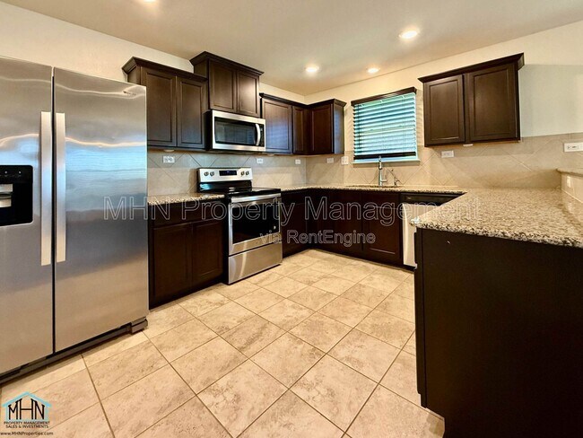 Building Photo - 1311 Swan Ct