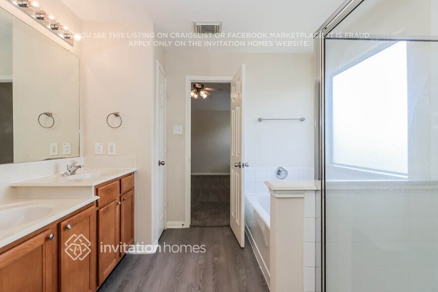 Building Photo - 24514 Kestrel View