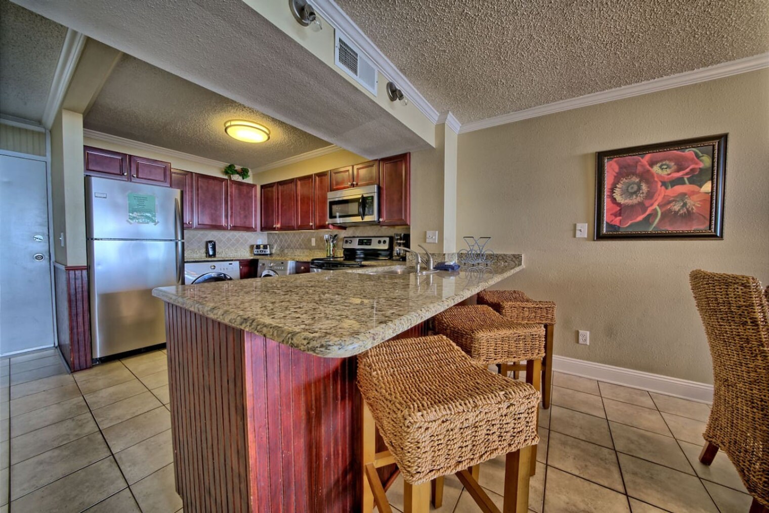Building Photo - 7205 Thomas Dr