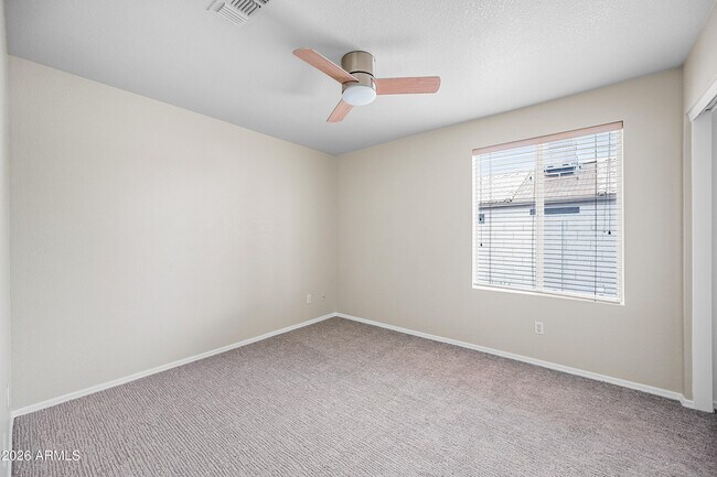 Building Photo - 4032 N 14th Pl