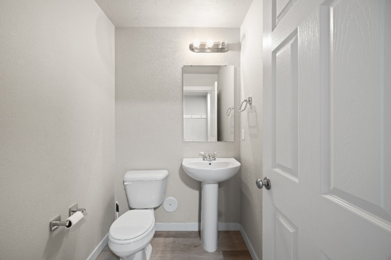 Building Photo - 15335 Stovall Ave