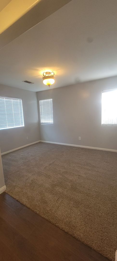 Building Photo - 6627 Silver Moon Dr