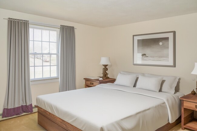 Building Photo - Keewaydin Pines