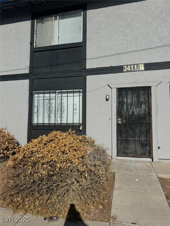 Primary Photo - 3411 Civic Center Dr