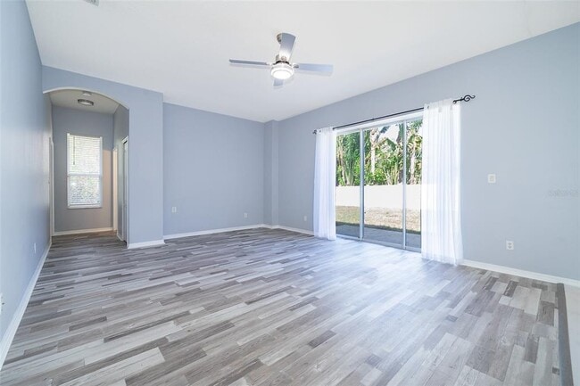 Building Photo - 8119 Lake Crowell Cir