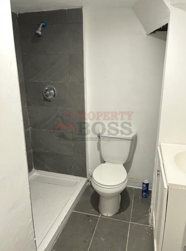 Building Photo - 4457 Madison St