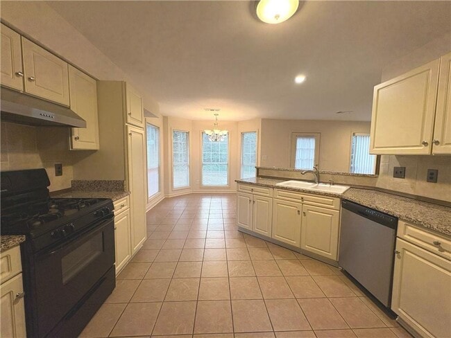 Building Photo - 510 Fosters Mill Ln NW