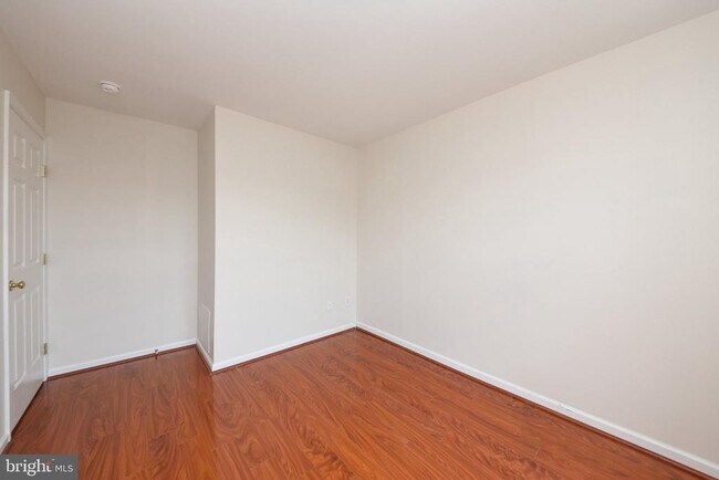 Building Photo - 401 Jene Ct