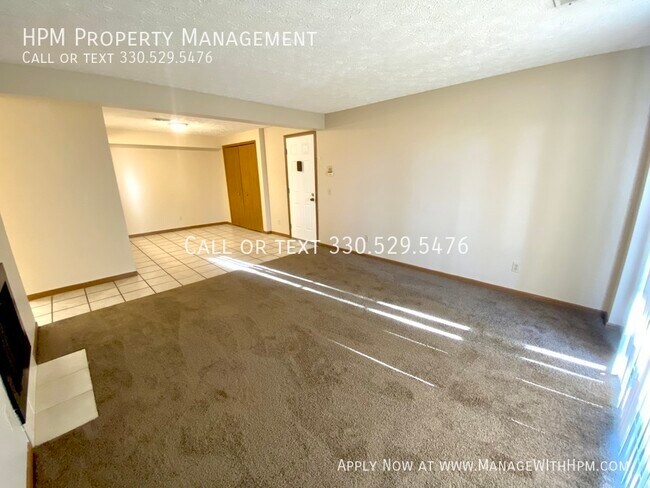 Building Photo - 1876 Ledgewood-B5