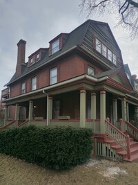 Building Photo - 2 Park Terrace