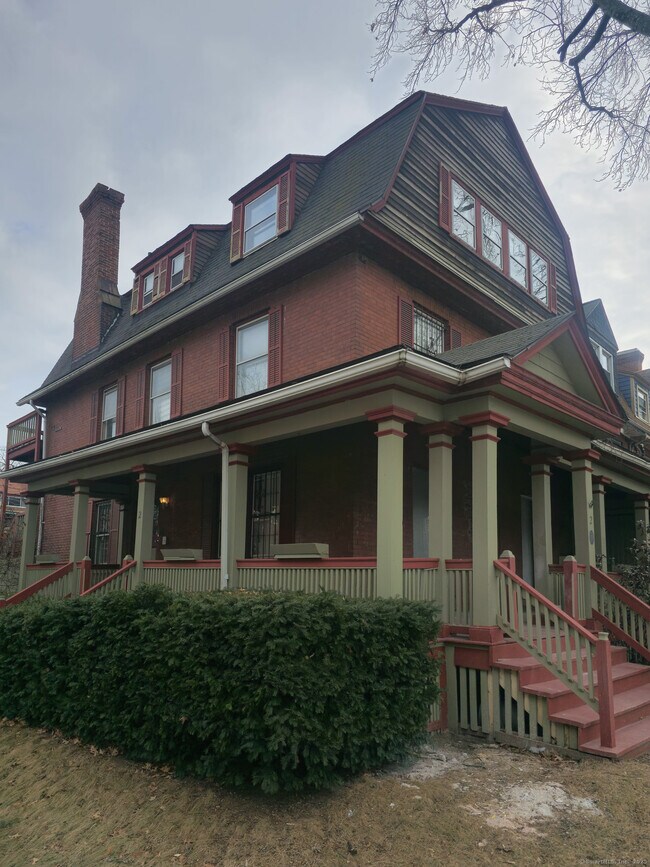 Primary Photo - 2 Park Terrace