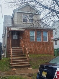 Building Photo - 31 W 18th St