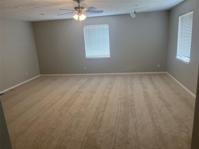 Building Photo - 1123 Elmgrove Park Ln