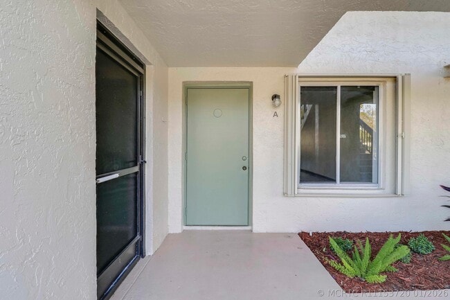 Building Photo - 6370 Chasewood Dr