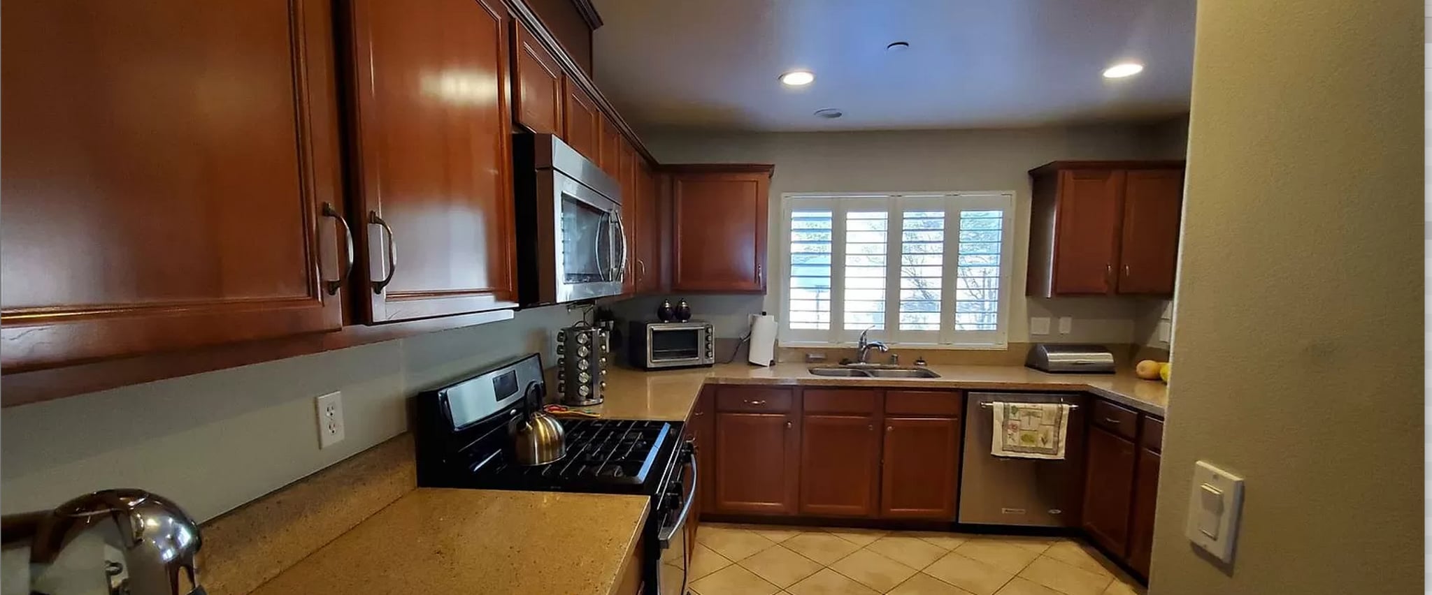 Building Photo - 11761 Terra Vista Way