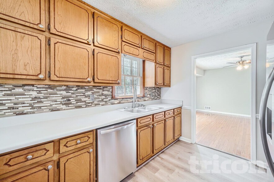 Building Photo - 70 Wake Rd