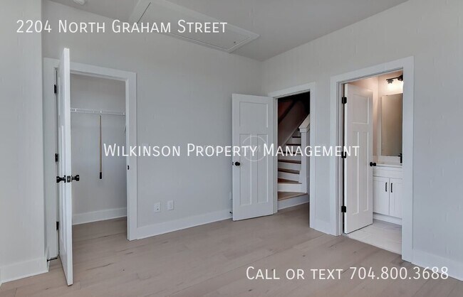 Building Photo - 2204 N Graham St