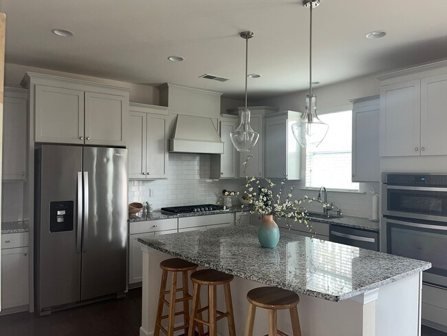 Kitchen Area - 5347 Baker Ln
