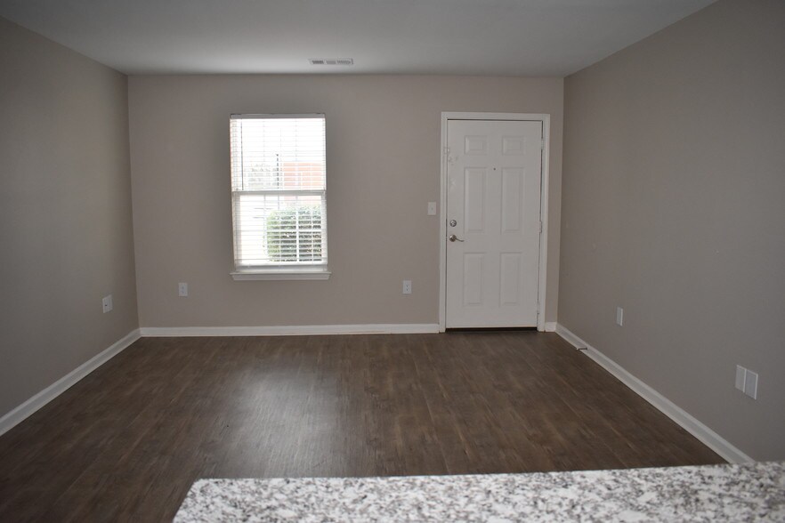 Ashton Heights 1000 SE Falcon Ln Bentonville AR 72712 Apartment Finder