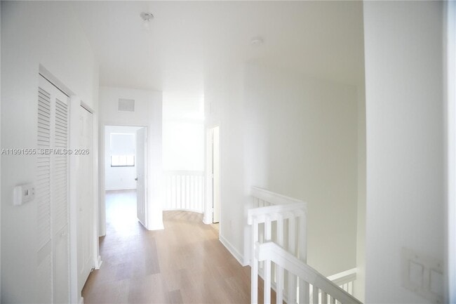 Building Photo - 10468 NW 61 Ln.