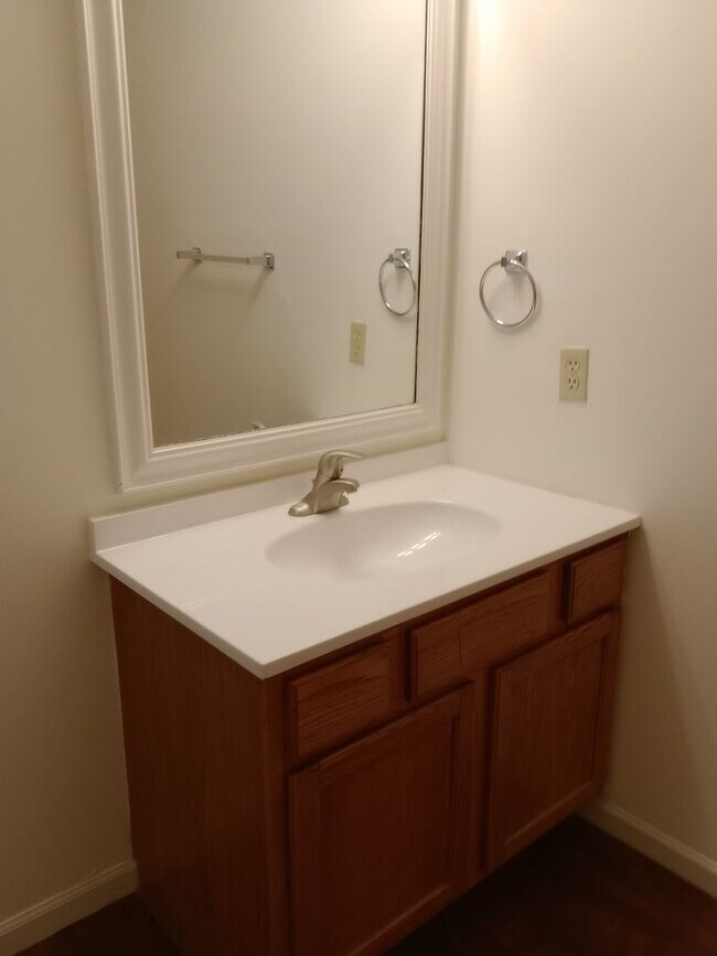 Building Photo - 4414-4416-4416 Cheryl Ct