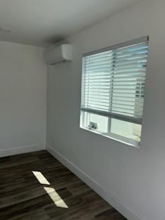 Building Photo - 8025-8024 Gardendale St