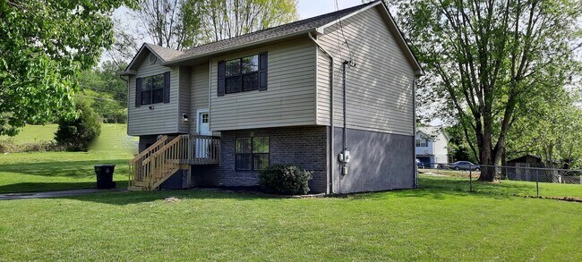 Building Photo - 112 Kings Mountain Ct