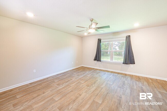 Building Photo - 24606 Alamitos Trace Dr