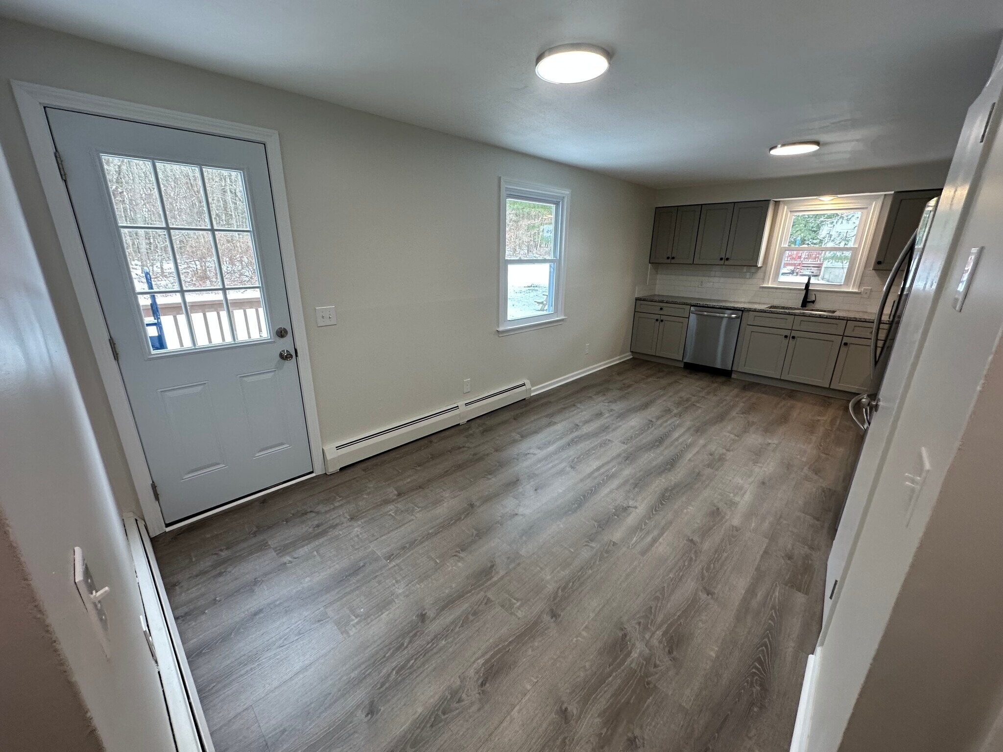 Building Photo - 1444 Stafford Rd