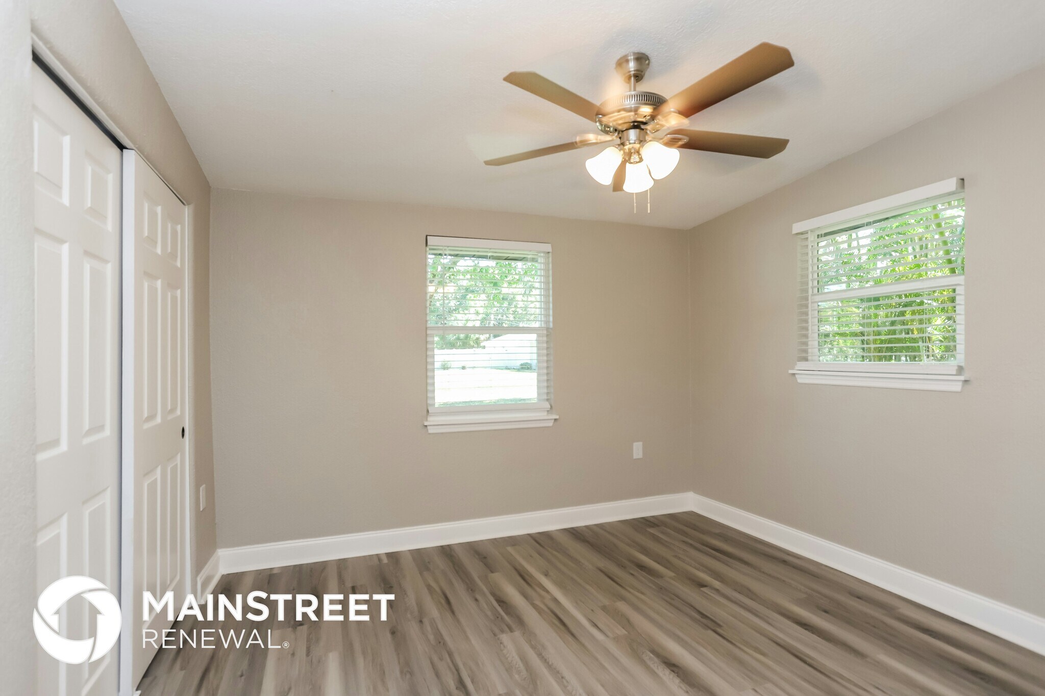 Building Photo - 311 E Baffin Dr