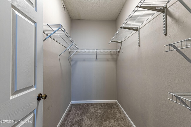 Building Photo - 2200 Marsh Hawk Ln