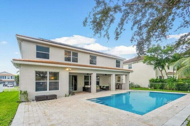 Building Photo - 9271 Madewood Ct