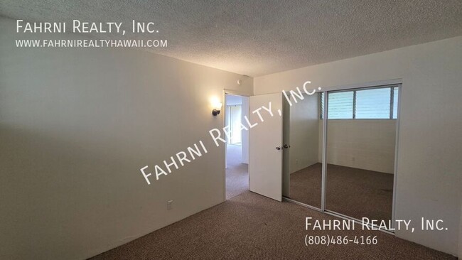 Building Photo - 95-2052 Waikalani Place B-207-