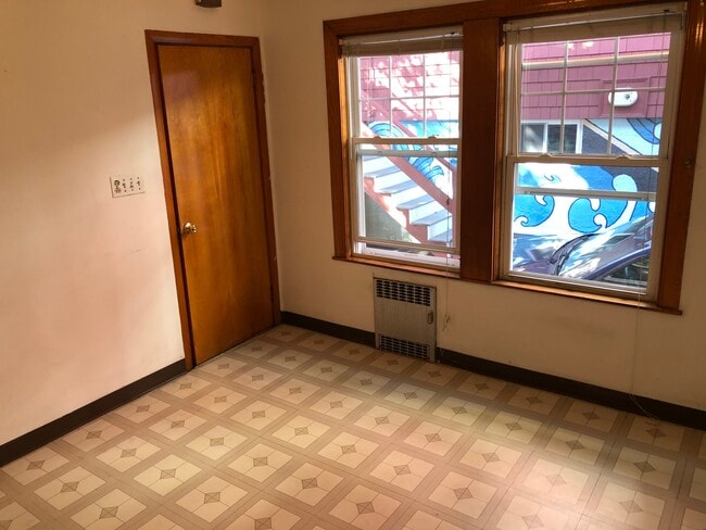 Building Photo - 14 Washington Ter