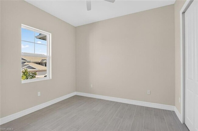 Building Photo - 286 Indies Dr E
