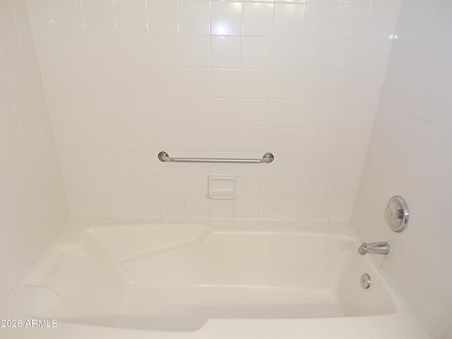 Building Photo - 10033 S Honeysuckle Dr