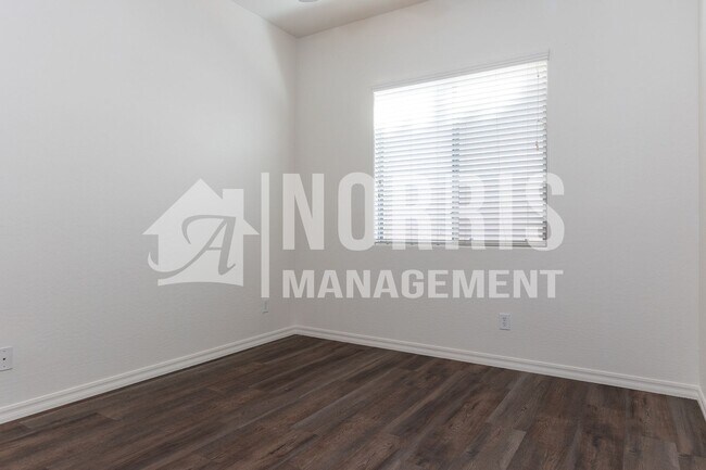 Building Photo - Beautiful Home in Villago Community