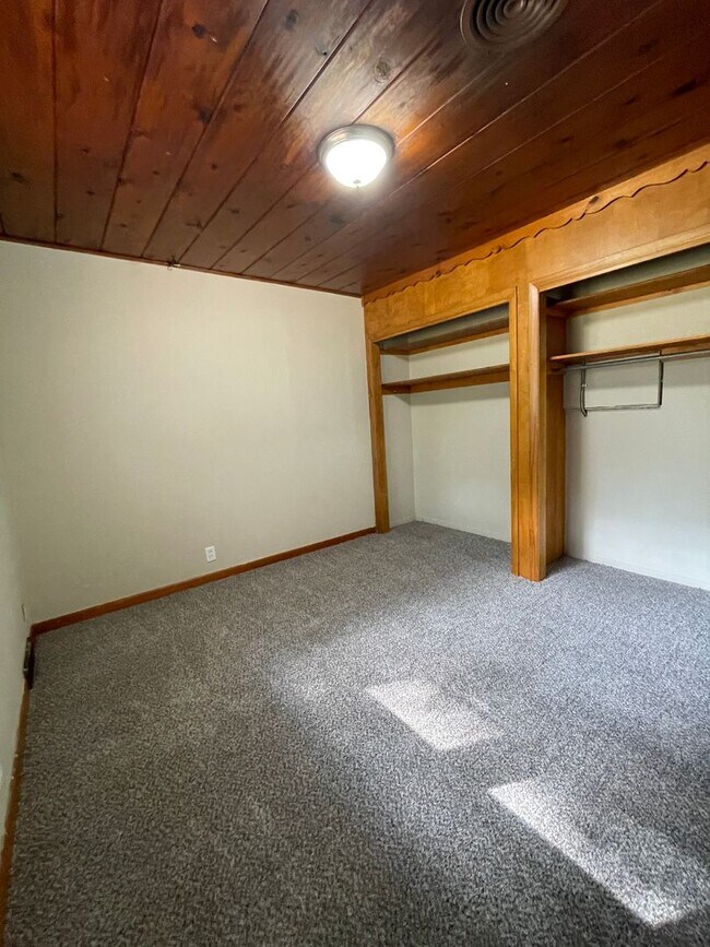 Building Photo - 3 Bedroom 1 Bath Home -located in Boone, IA