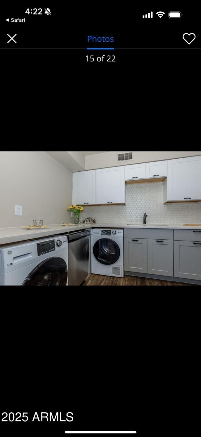 Building Photo - 2339 W Northern Ave