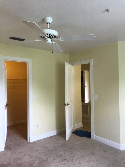 Master BR: Large, Walk-in Closet - 144 Reserve Cir