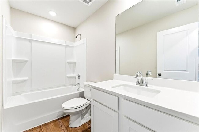 Building Photo - 1905 Westwind St