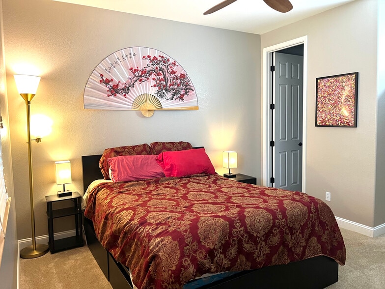 Building Photo - 7729 Villa Gabriela Ave